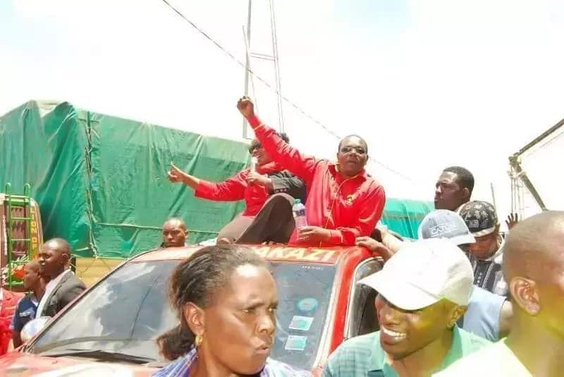 Mwanasiasa aliyekutana na ‘wakimbiaji wa usiku’ 500 ni mwandani wa Margaret Wanjiru?