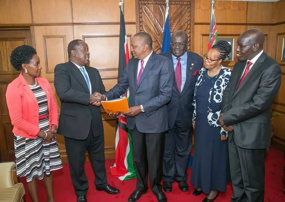 Matokeo ya mtihani wa KCPE 2017 yatangazwa huku Matiang’i akisema hamna wizi uliotokea