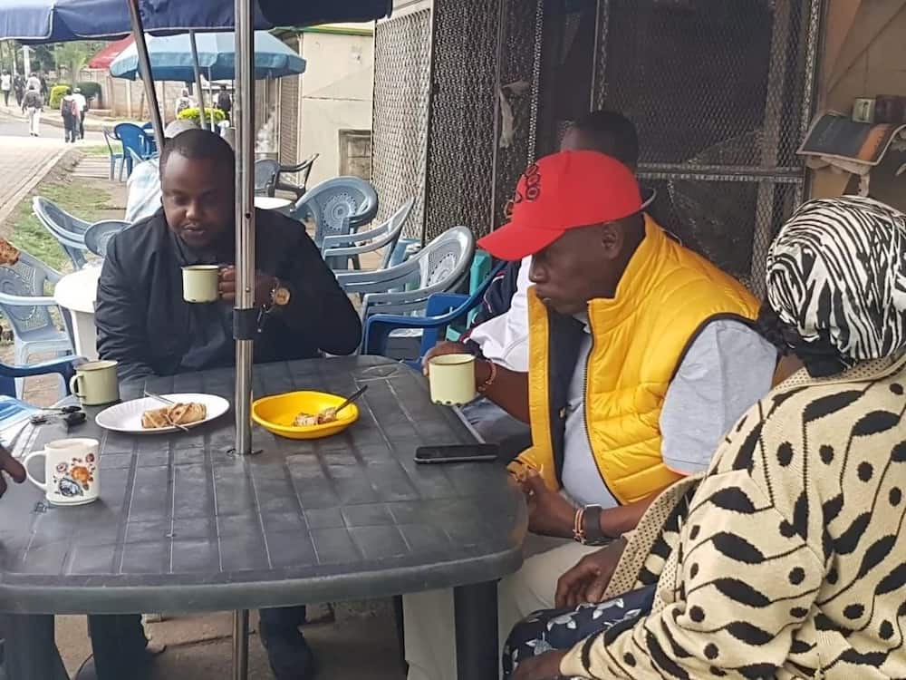 Ex-Kiambu governor William Kabogo warms hearts of supporters after taking breakfast in Kibanda
