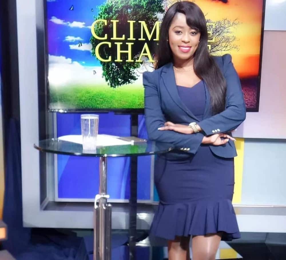 Mtangazaji wa TV Lilian Muli awatia wasiwasi mashabiki kwa ujumbe uliofumbwa wenye waridi jeusi mtandaoni