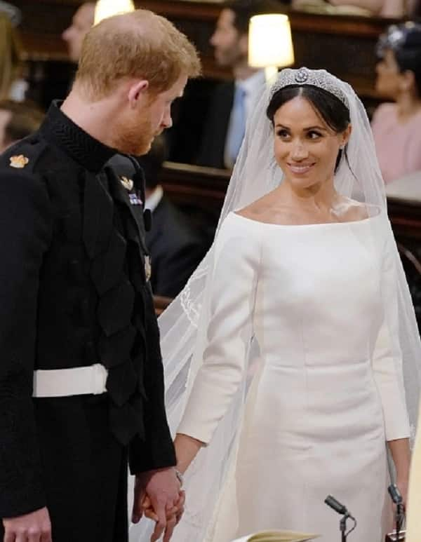 Picha 12 za kupendeza zaidi katika harusi ya Meghan Markle na Prince Harry