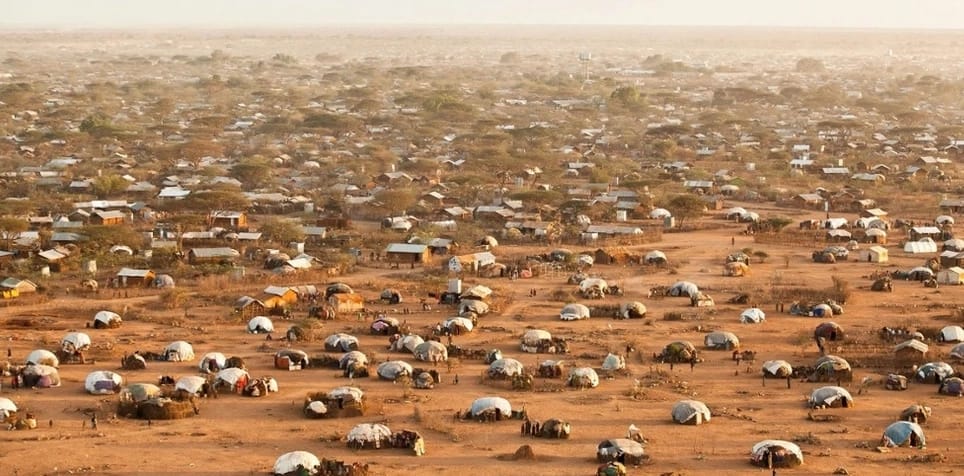 Obama fails to convince Uhuru to keep refugee camps open