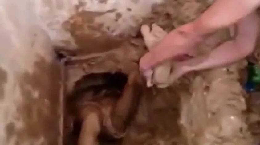 Prisoner Crawls Through Sewer To Escape Jail