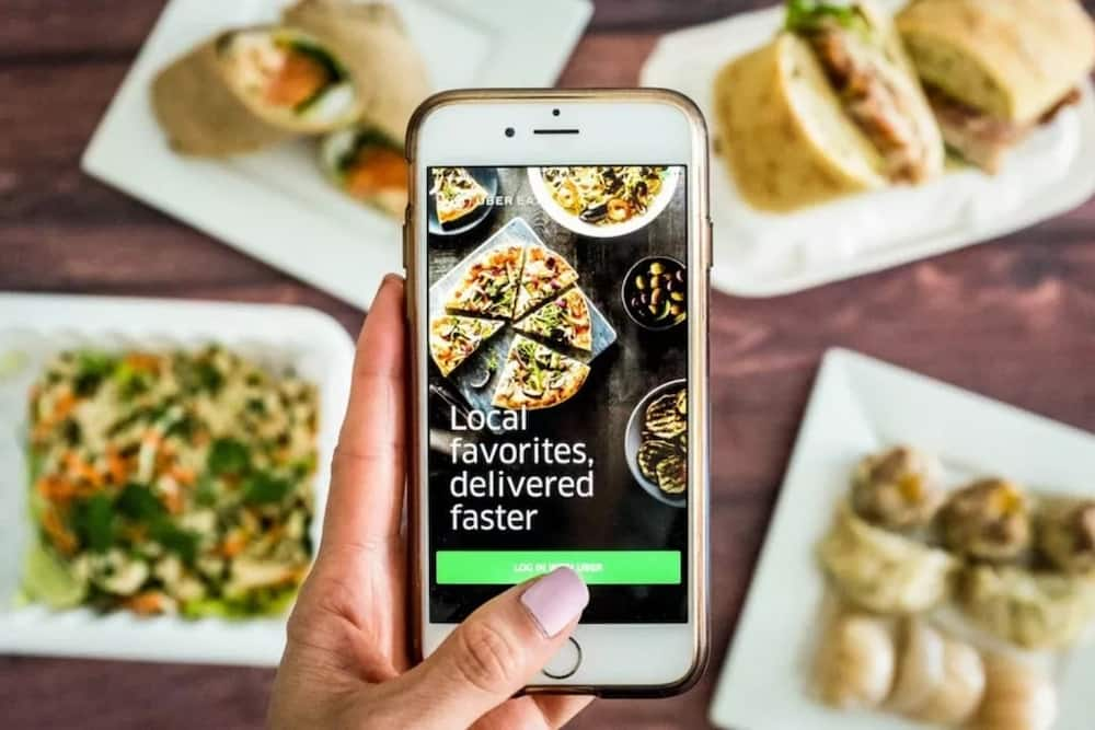 24-hour-food-delivery-services-for-when-you-go-hungry