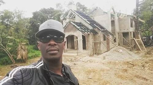 Evidence that Nameless is an architect (photos)