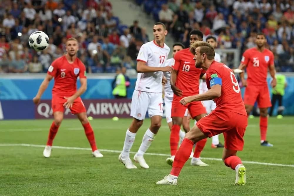 Naodha wa England Harry Kane asaidia timu yake kucharaza Tunisia 2-1