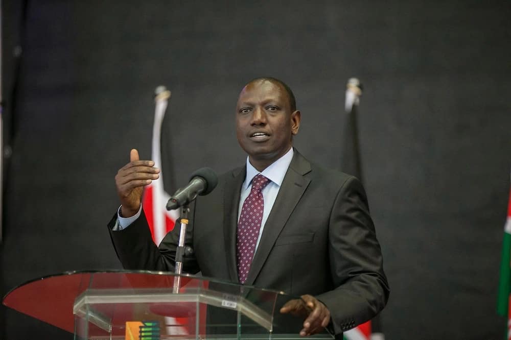 Raila na wenzake wamejaa tumbo joto - William Ruto