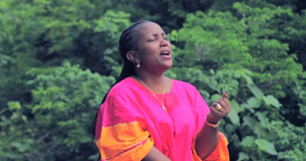 Christina Shusho biography. A gospel diva with a heavenly voice