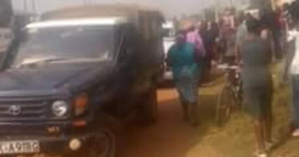 Drama in Bungoma as police intercept hearse carrying body of former chief