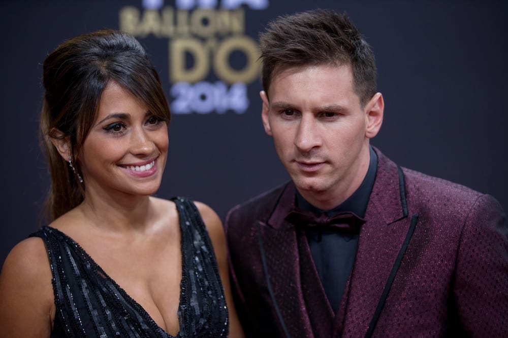 17 flawless photos of Lionel Messi’s georgeous girlfriend Antonella