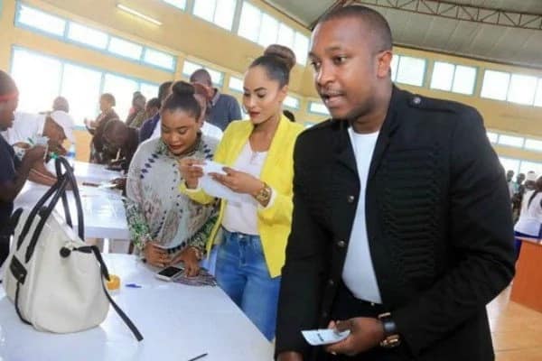 Ukweli wafichuliwa kuhusu kufungwa kwa akaunti za benki zake Steve Mbogo