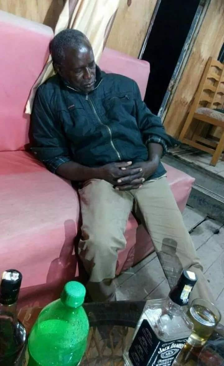 Kenyans go wild after photos of dead drunk Kalembe Ndile emerge