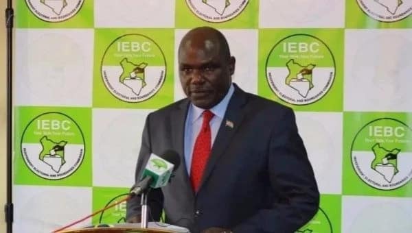 Serikali yarejesha walinzi wa Chebukati licha ya Wakenya kumtaka ajiuzulu