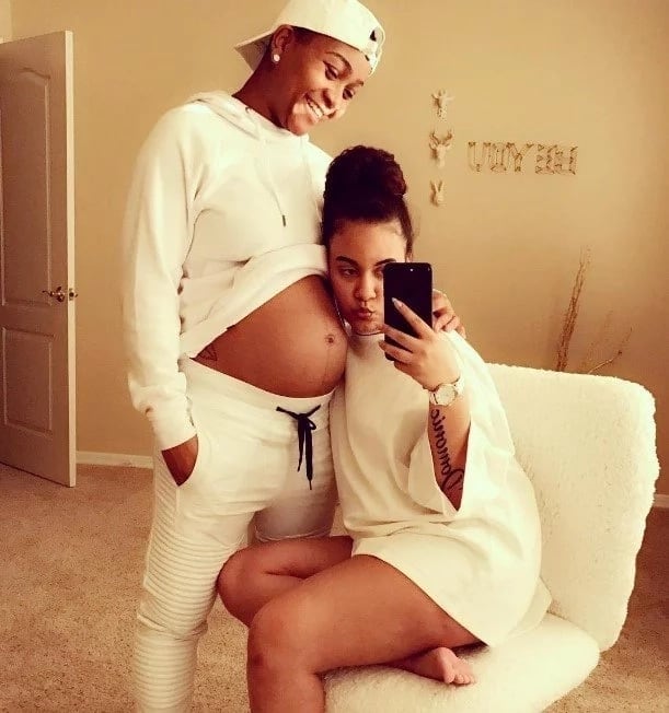 Pregnant lesbian woman shuts up bullies with only 1 Instagram post (photos)