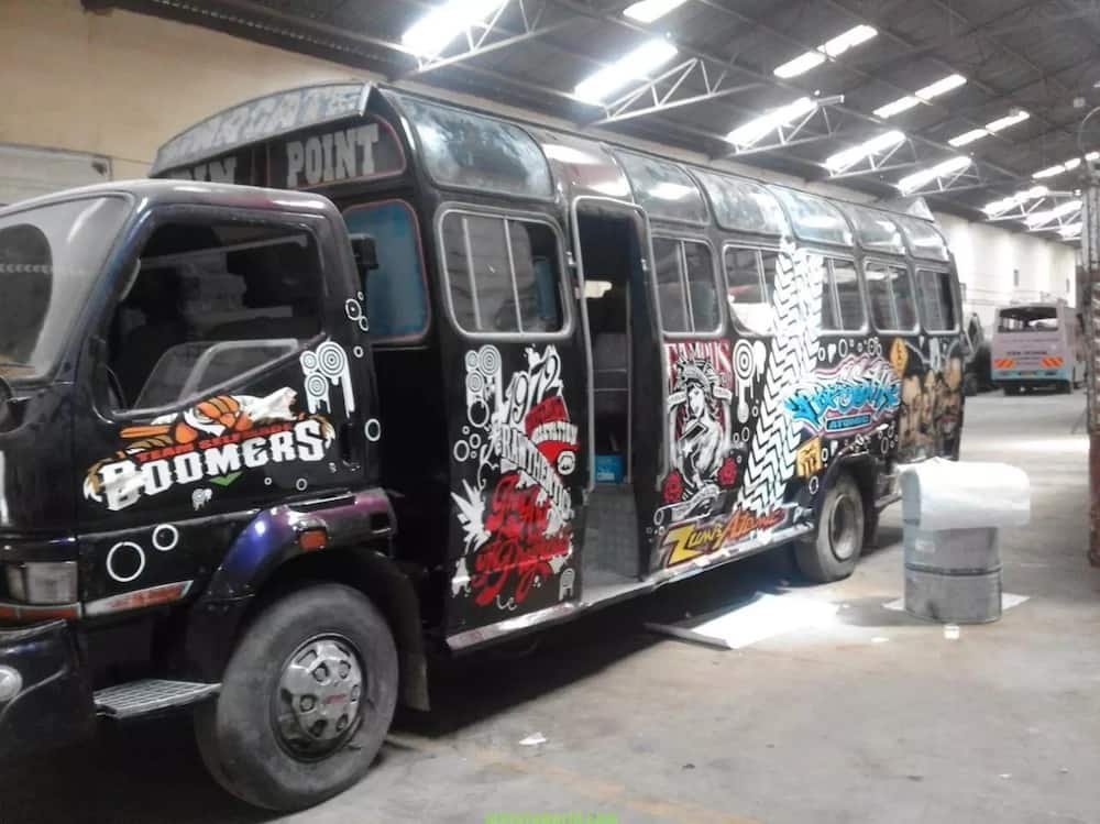 How Eastlands Commuters Are Robbed In These Two Matatus
