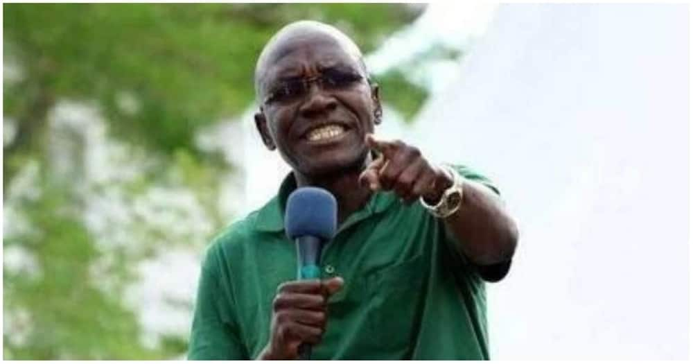 Boni Khalwale apigwa makonde mazito kwa kumuuliza Obama swali la upuzi