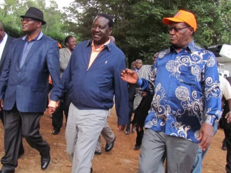 Mwandani wa Raila Kisii avamiwa, nguoa za ODM kuchomwa
