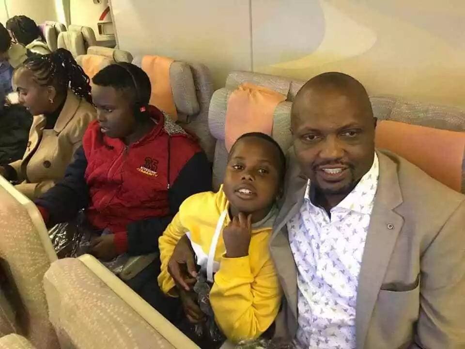 Moses Kuria Introduces Never Seen Wife And Kids On Flight Which Flew Miguna To Dubai Tuko Co Ke