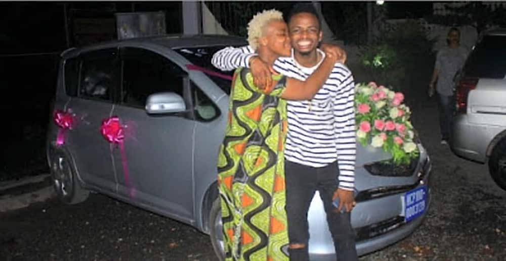 Diamond Platnumz alimnunulia dada yake Queen gari, ilikuwaje? Cheki picha