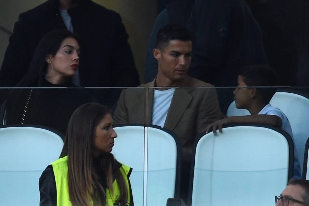 Ronaldo asimama wima licha ya kudaiwa kumnyanyasa kimapenzi kipusa mmoja