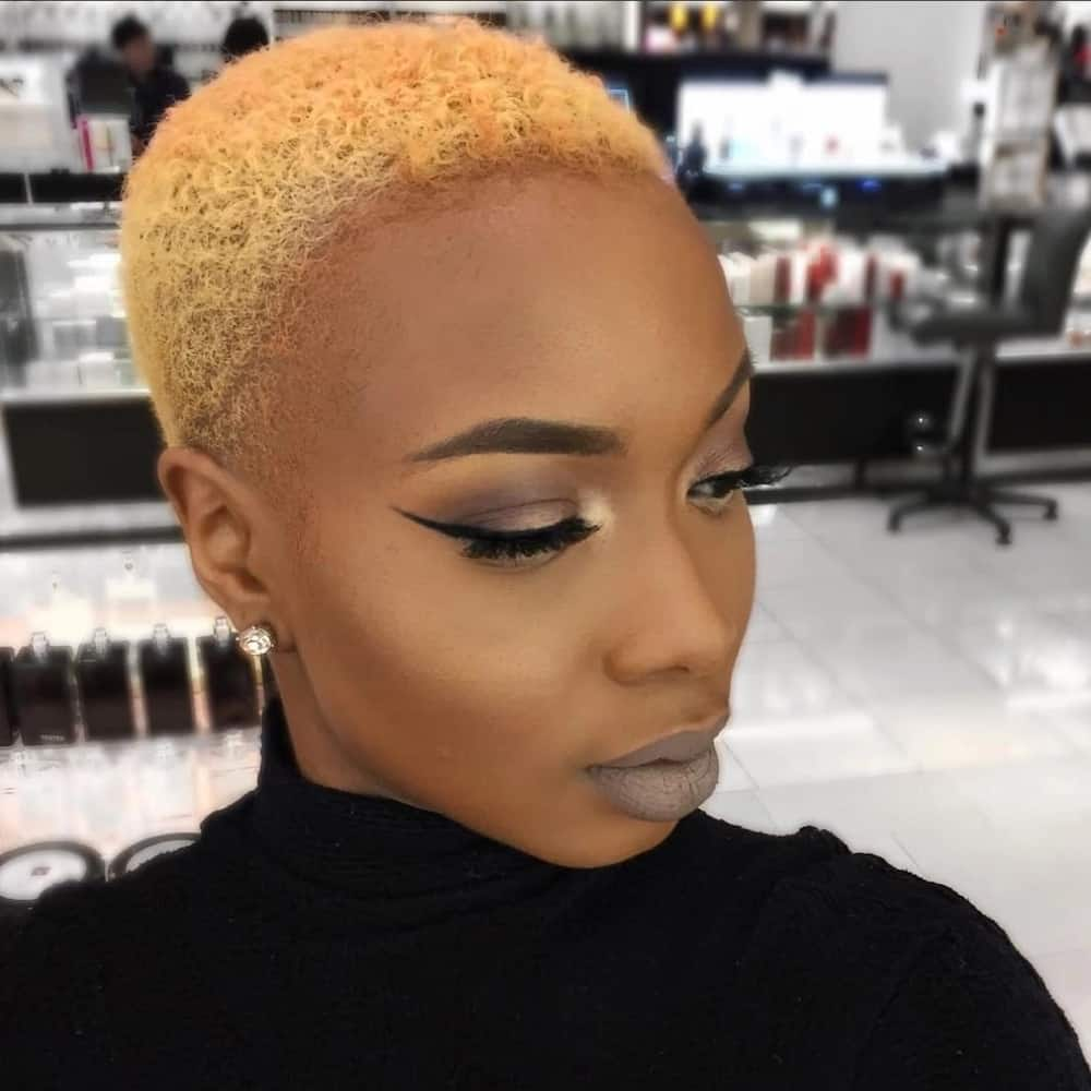 Short haircuts for black women - Tuko.co.ke