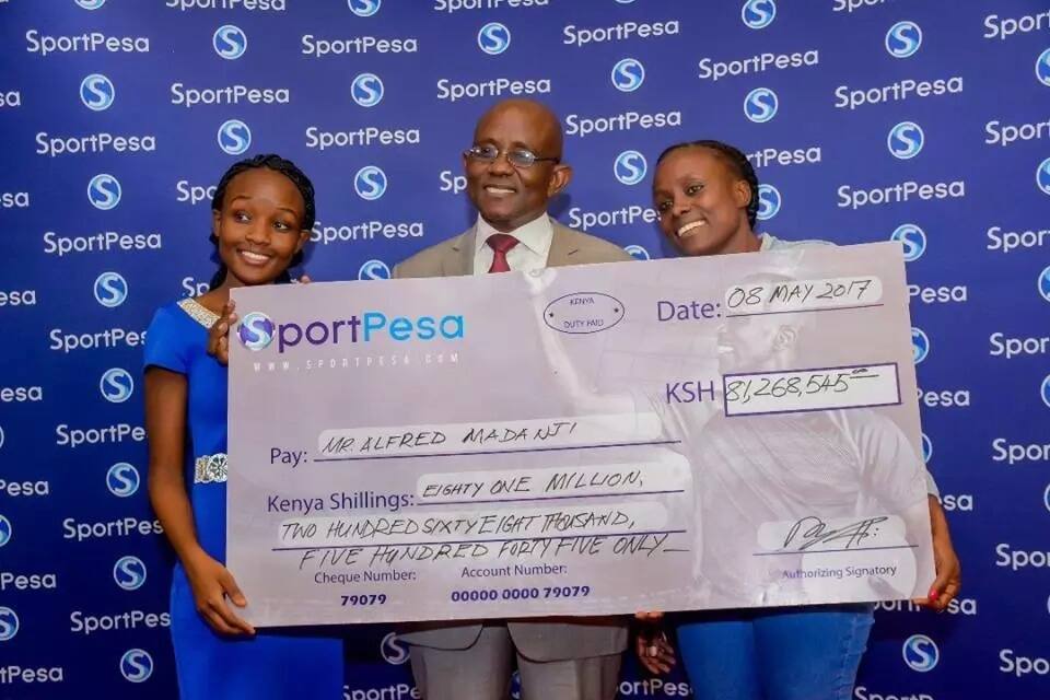 Mshindi wa SportPesa Jackpot alikwenda ATM kuhakikisha yeye ni mshindi kweli