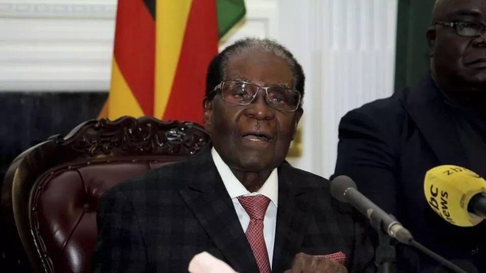 Botswana President Ian Khama pens passionate open letter to Zimbabwe's Mugabe