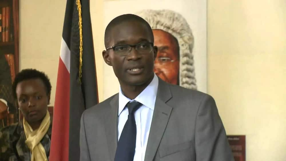 Wakenya Watilia Shaka Uteuzi wa Ezra Chiloba Katika Mamlaka ya CA