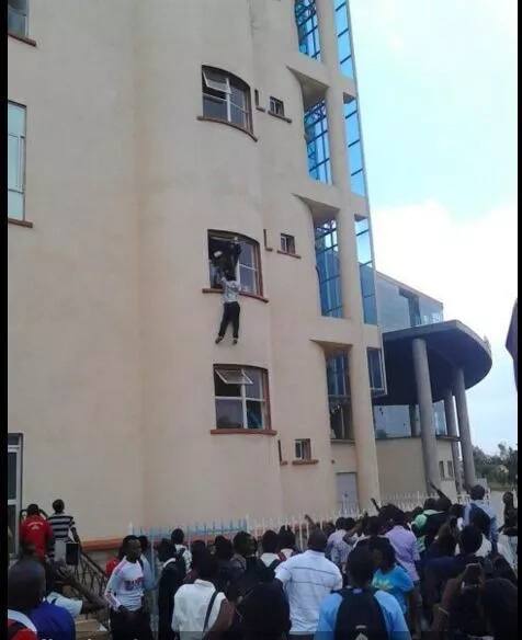 Students suffer injuries following a terror scare at Kenyatta University's library