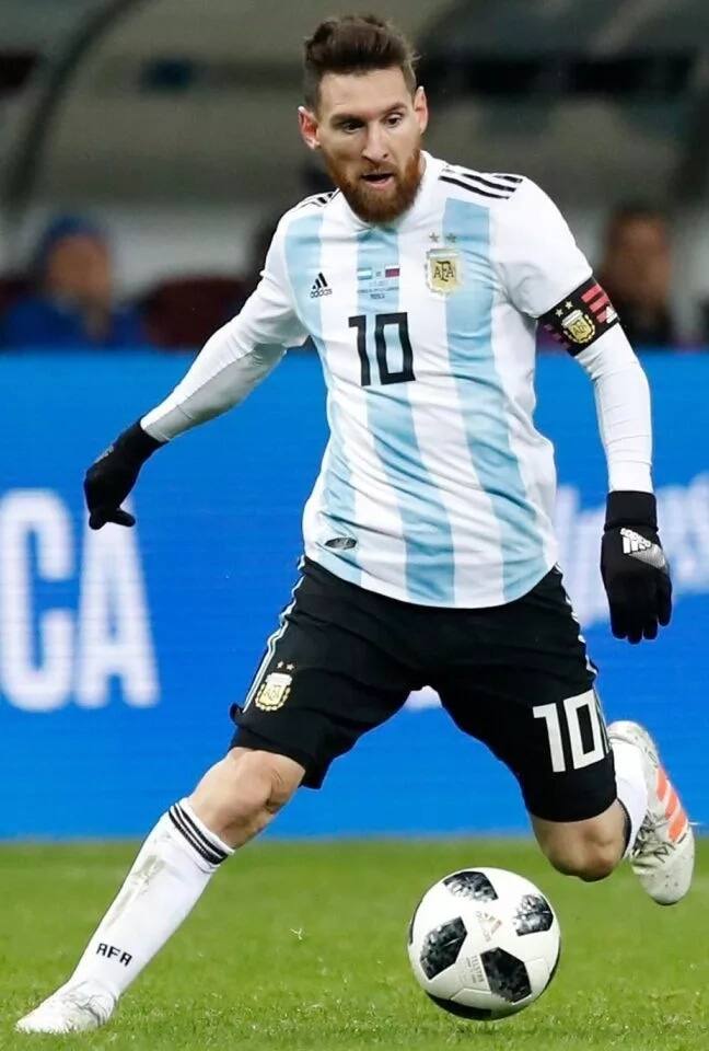 Maajabu! Messi afunga goli maridadi baada ya kuwapiga chenga wachezaji wote (video)
