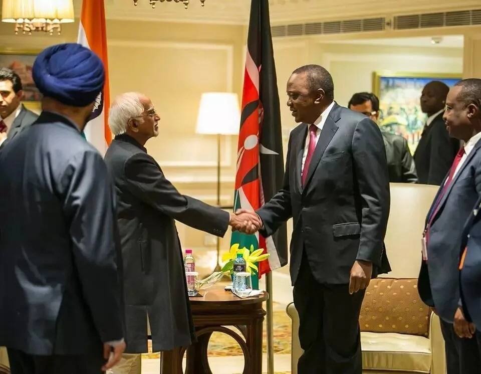 Maafisa wa serikali ‘walivyozubaa’ kama kuku wageni katika ziara ya Uhuru nchini India (PICHA)