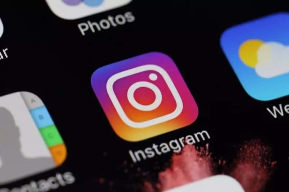 Times are hard: Instagram celebrities scramble for clients through story-advertising