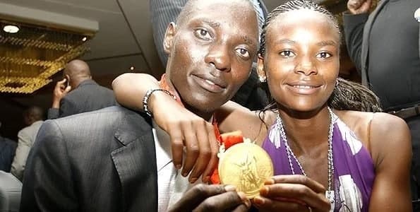 Asbel Kiprop alimtumia mpango wake wa kando KSh 1 milioni kulingana na jumbe za M-Pesa