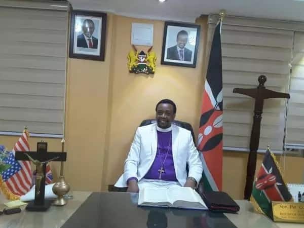 Kenyan girls go wild over Pastor Migwi, a rich city pastor who has hit the limelight