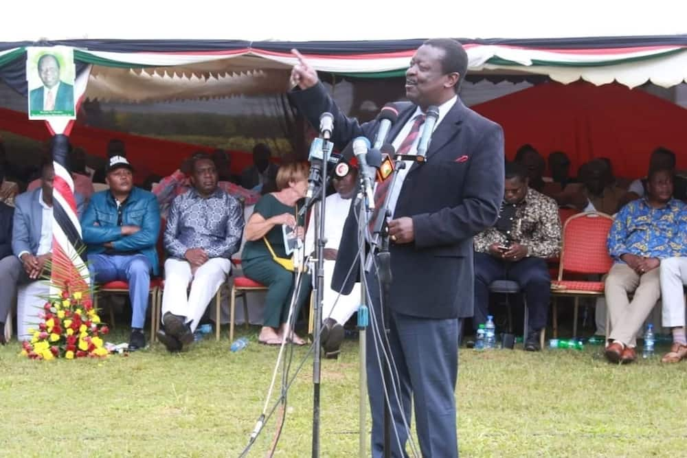 Musali Mudavadi amsuta Francis Atwoli kwa kuingilia uchaguzi wa Kibra