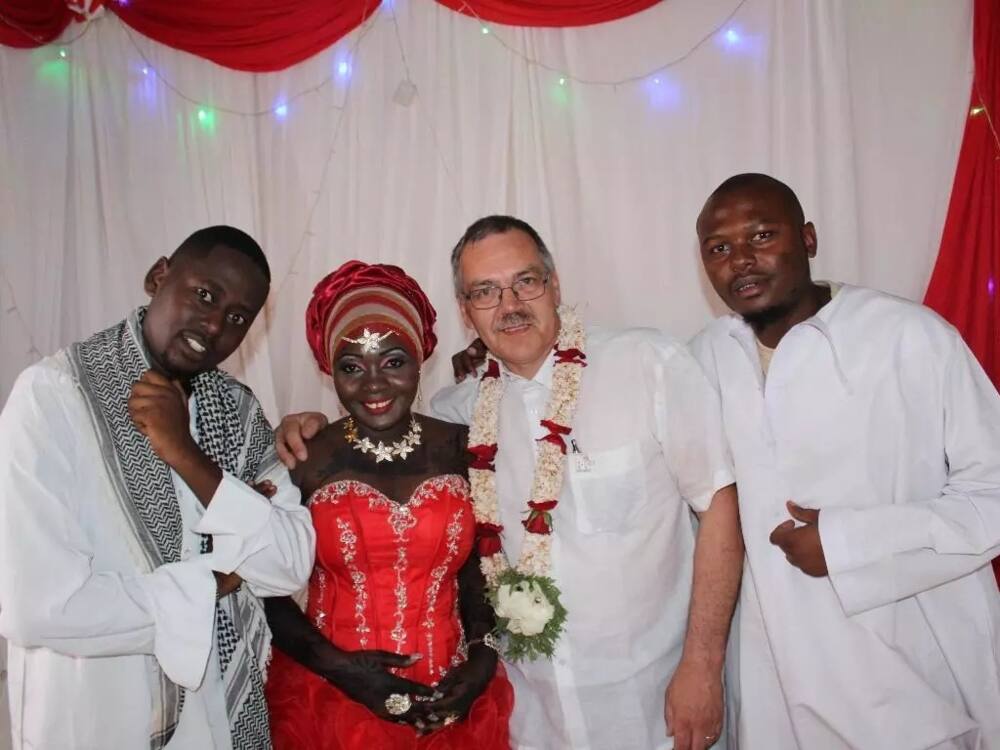 Nyota Ndogo wedding photos and story