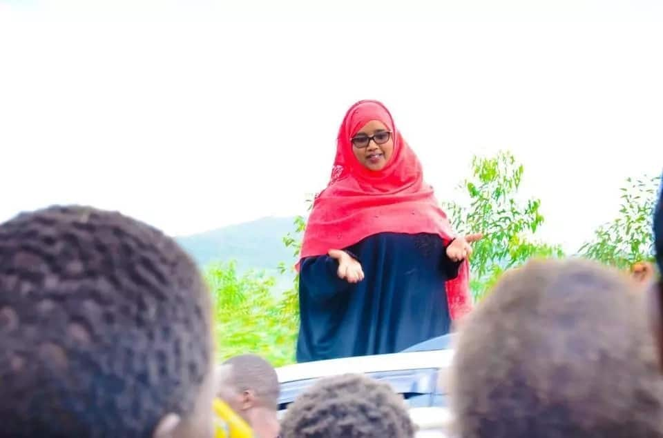 Suna East MP Junet Mohammed's wife is more gorgeous than yours (photos)