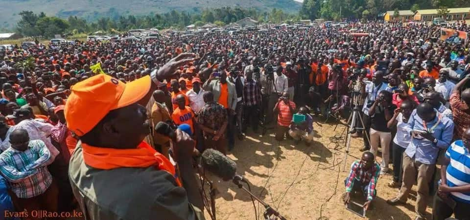 Video ya vijana wakipokea pesa ili kuhudhuria mkutano wa kisiasa wa Raila yaibuka