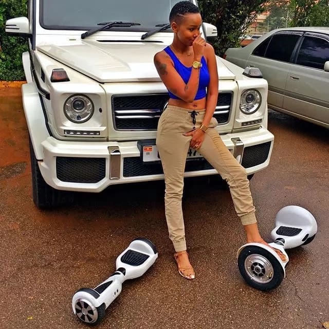 Huddah Monroe achukua hatua isiyofikiriwa na kuwachanganya mashabiki wake, Uhondo kamili