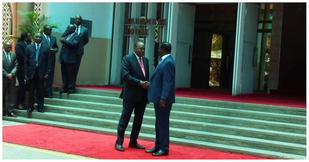 Siku ambayo Moses Kuria alitabiri mkutano kati ya Raila na Uhuru