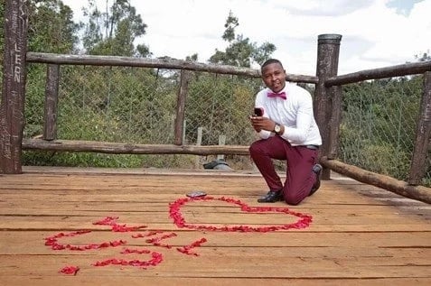 Kenyan gospel singer proposes to his lover in a beautiful surprise (photos)