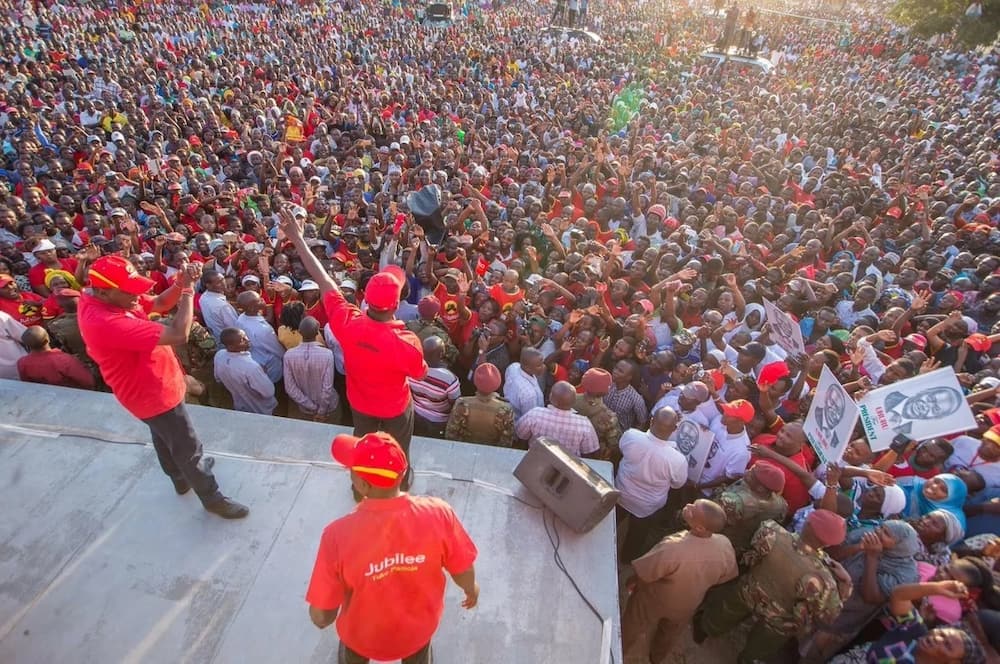 Youths in Jubilee T-shirts chant pro-NASA slogans in Jubilee rally (video)