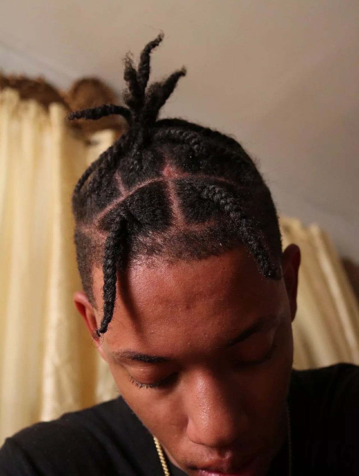 26 Box Braids for Men: Reimagine Your Masculinity | Dreadlock hairstyles  for men, Long hair styles men, Box braids men