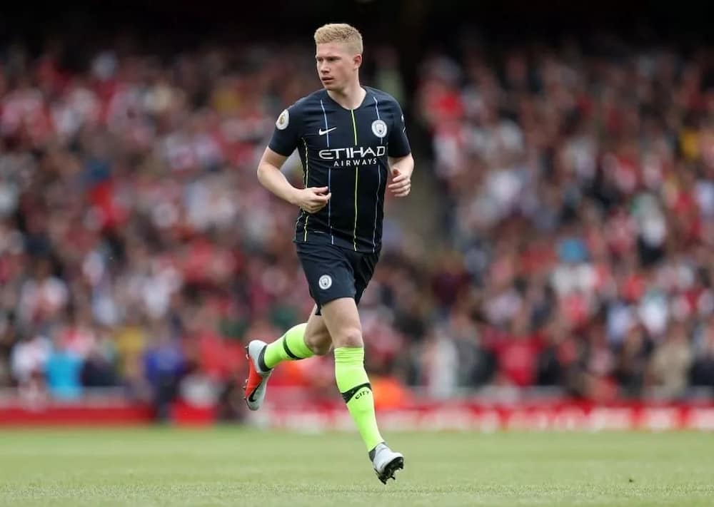 Kevin De Bruyne puts title disappointment aside to celebrate stunning wife on anniversary