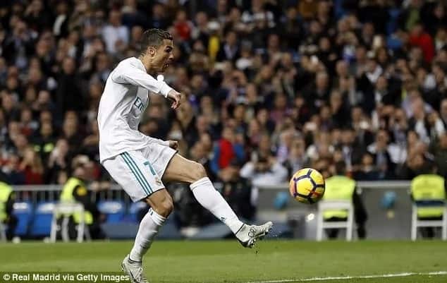 Mchezaji matata wa Real Madrid Cristiano Ronaldo atuzwa kwa sanamu lake