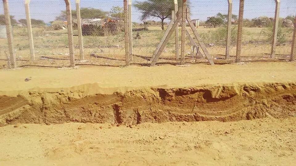 Is this the wall Kenya is building along its border with Somalia? (photos)