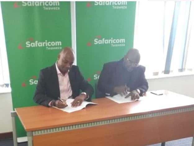 Nyota wa Genge Nonini apata mkataba mkubwa na Safaricom kama balozi