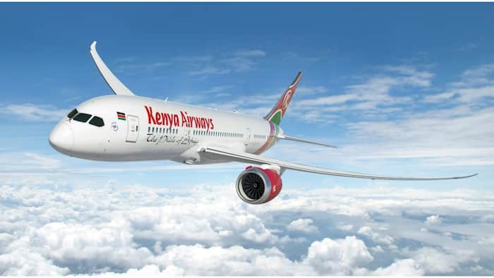 Abiria Mwengine Aaga Dunia Akiwa Angani na Ndege ya Kenya Airways