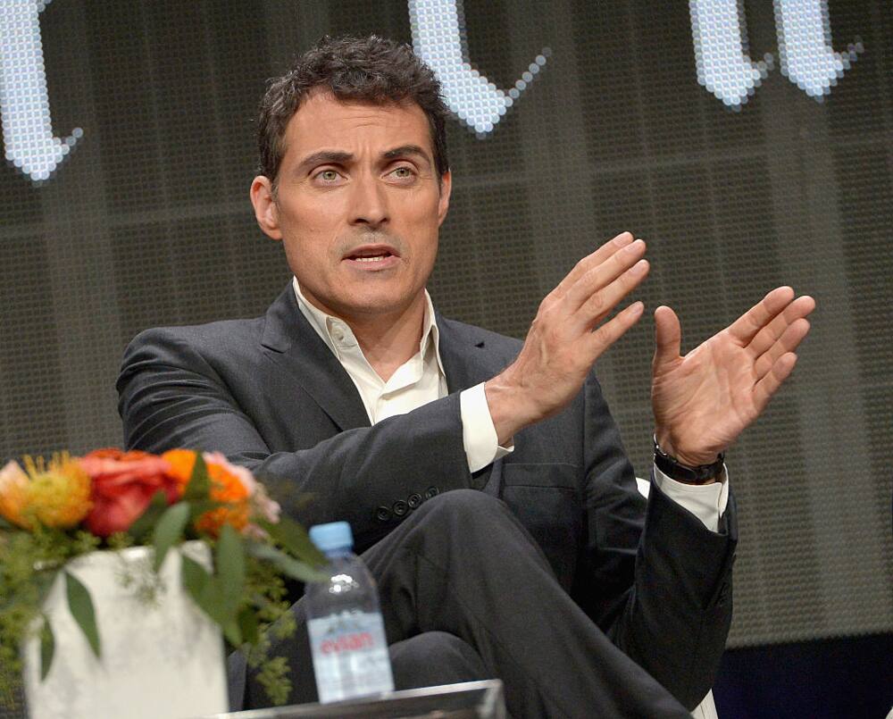 rufus sewell wife