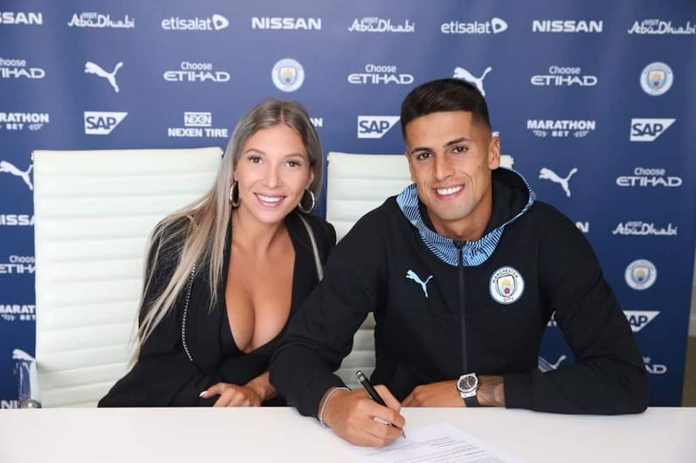 Man City players wives and girlfriends